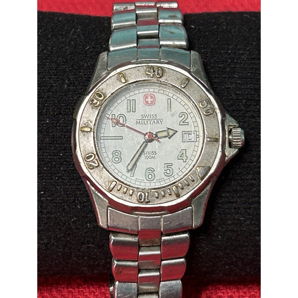 Swiss Military Officers Watch Women 093 0663‎ Silver Tone Date Box Needs Battery